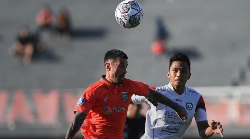 Diwarnai 2 Kartu Merah, Borneo FC taklukkan Arema FC 3-0