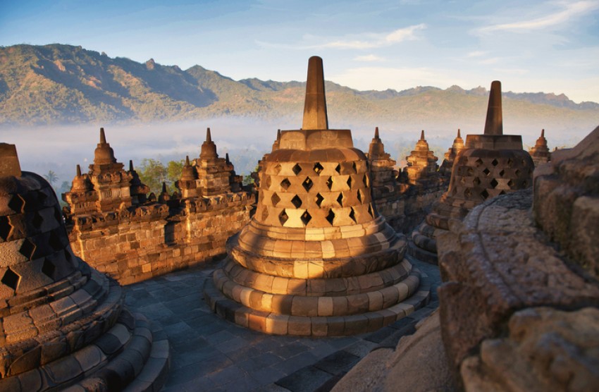 Pemerintah Bakal Kembangkan Wisata Candi Borobudur Versi Metaverse