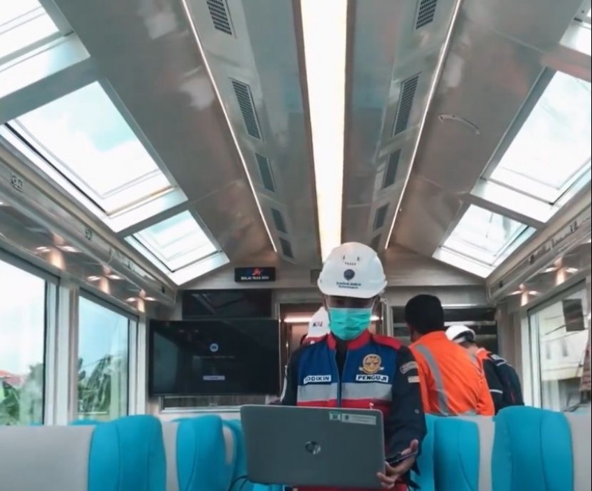 PT KAI Siapkan Kereta Panoramic Pertama di Indonesia