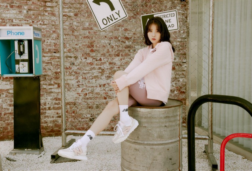Gandeng IU, New Balance Luncurkan Koleksi dengan Sentuhan Futuristik