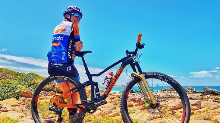 Atlet Sepeda Dunia Antusias Jelajahi Alam di Palangkaraya