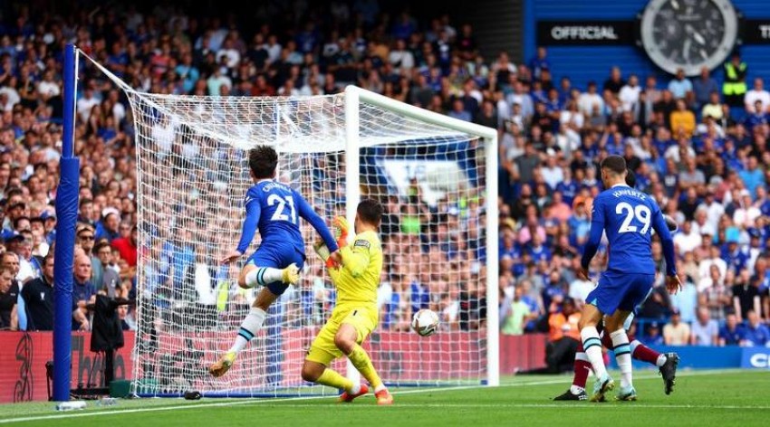 Chelsea Tekuk West Ham 2-1, Spurs Buntuti Arsenal di Klasemen