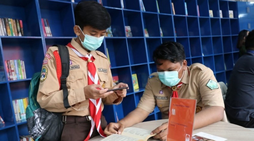 Taman Literasi di Blok M Sediakan Ruang Baca hingga Panggung Apung
