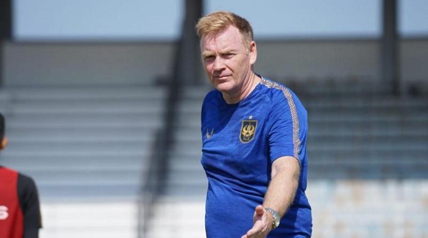 PSIS Tunjuk Ian Andrew Gillan Sebagai Pelatih Kepala Sementara