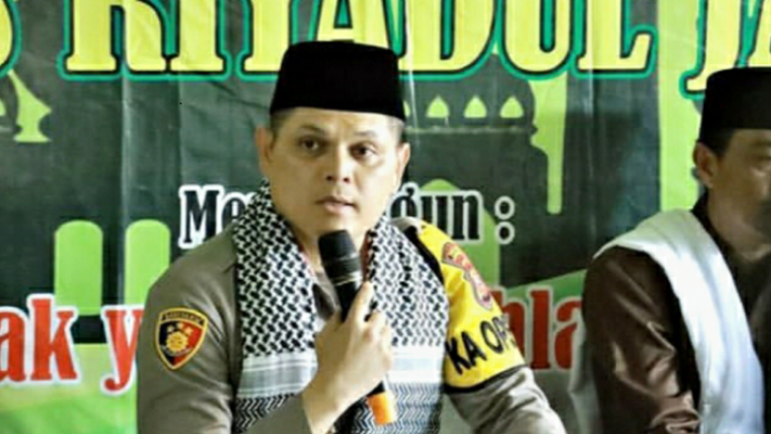 Jadi Santri, Polisi di Purwakarta Belajar Islam di Ponpes