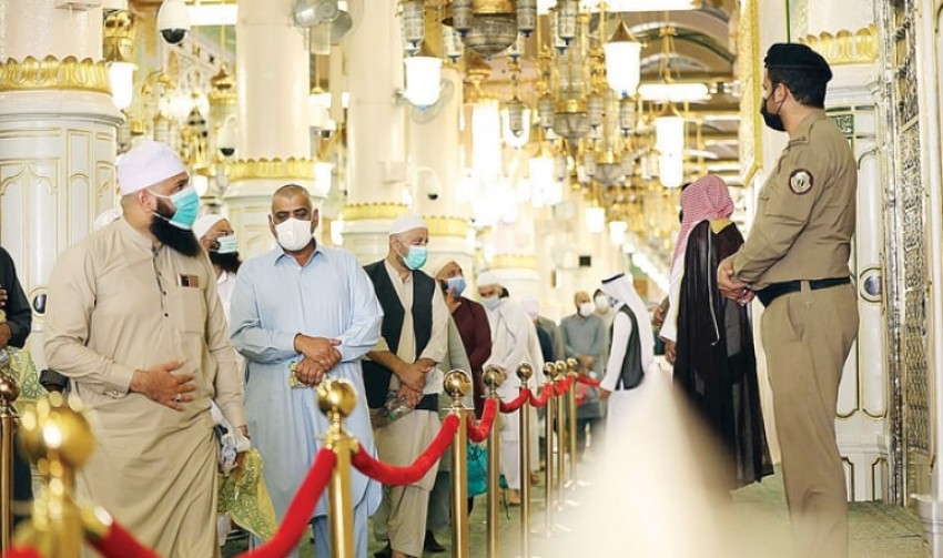 Umrah Pascapandemi: Padat meski Protokol Ketat, Serba Antri via Aplikasi