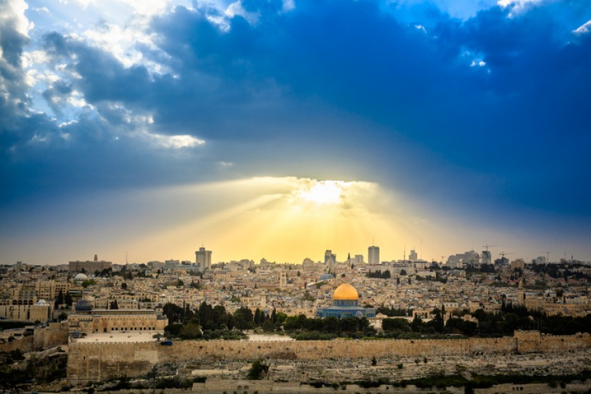 Menimbang Solusi Dua Negara untuk Kemerdekaan Palestina