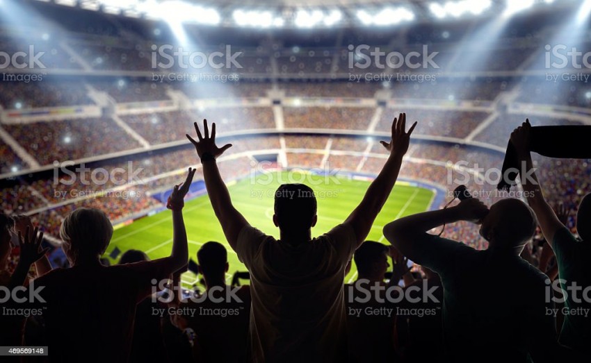 Bolehkah Menjamak Salat Saat Nonton Pertandingan Sepak Bola di Stadion?