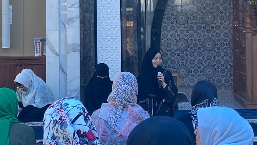 Elmedina Women Ajak Muslimah Khatam Al Quran Setiap Bulan