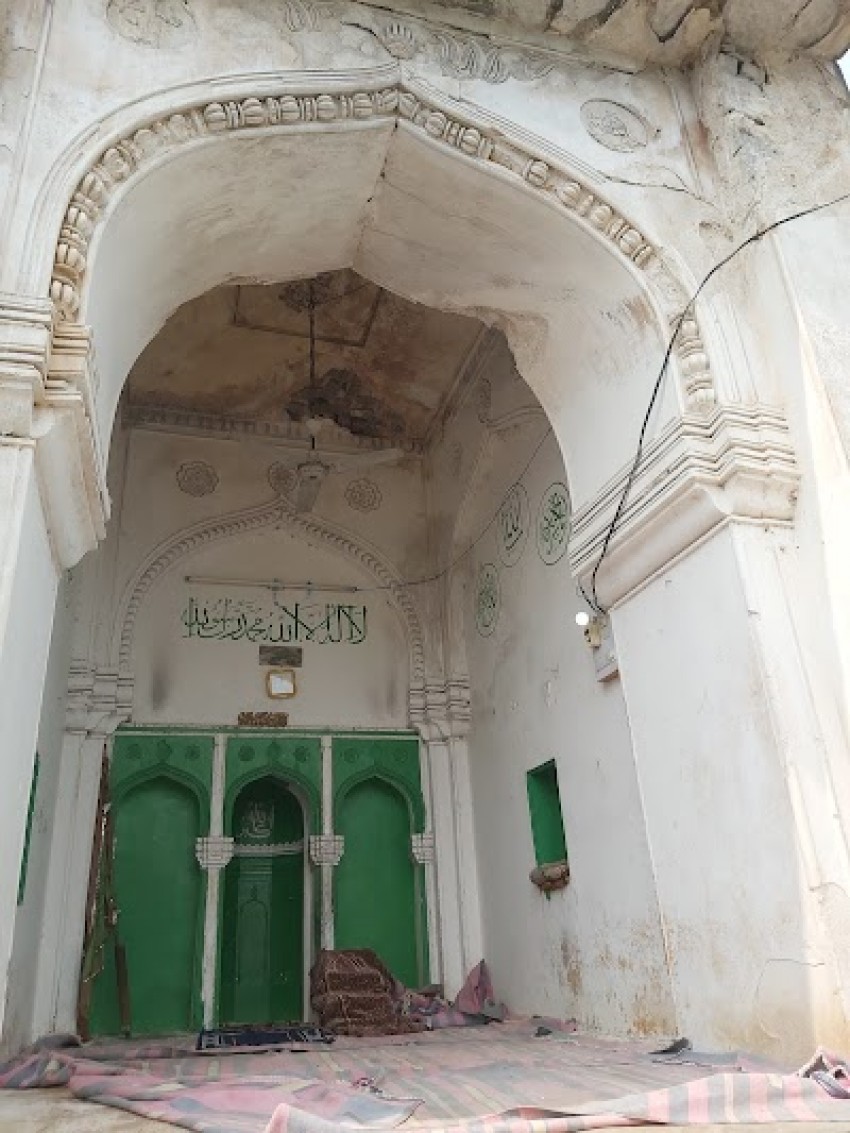 Mir Mahmood Shah, Masjid Terkecil di Dunia Muat 5 Orang Saja