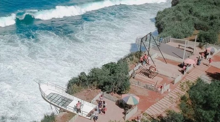Pantai Nguluran Hadirkan Spot Foto Anti Mainstream bagi Wisatawan