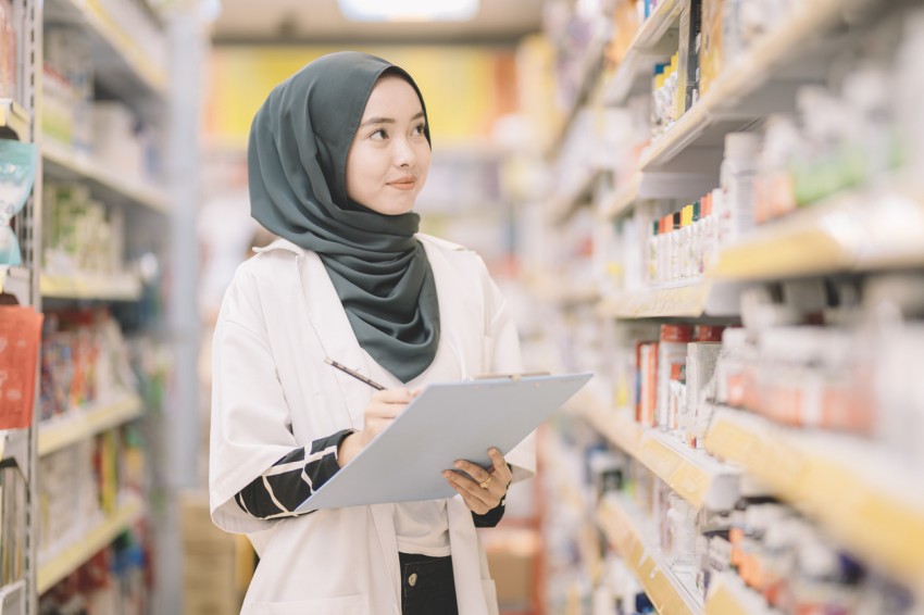 Kalangan Apoteker Hargai Keputusan Hentikan Sementara Obat Sirop