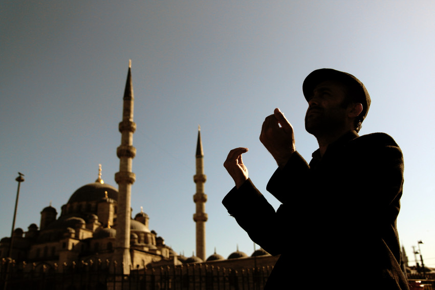 5 Tema Khutbah Jumat tentang Jaminan Rezeki dari Allah