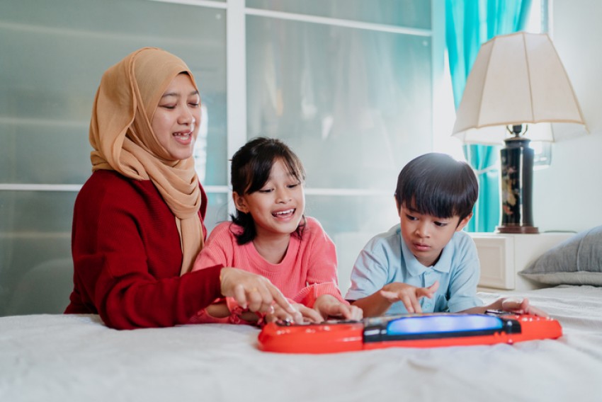 3 Cara Pikir Positif Para Moms Jalani Peran dengan Nyaman