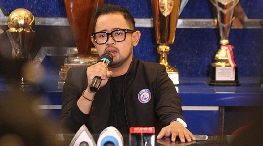 Gilang Widya Juragan 99 Mundur dari Presiden Arema FC