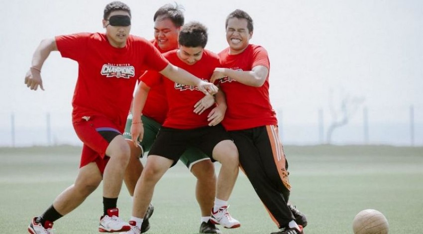 Keterbatasan Melihat Tak Halangi Blind Semeton Dewata Dukung Bali United