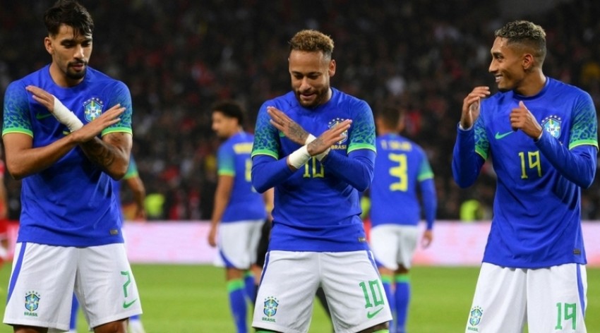 Tite Panggil 26 Penggawa Timnas Brasil, Neymar Berambisi Juara di Qatar
