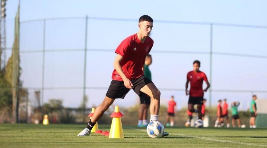 Shin Tae-yong Kembali Turunkan Ivar Jenner dan Justin Hubner Hadapi Al-Adalah FC