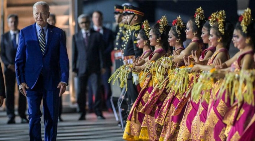 Biden Tiba di Indonesia Disambut Tarian Bali