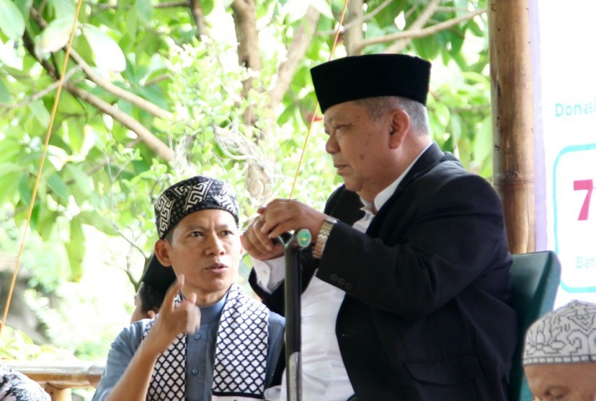 Guru Bangsa Itu Telah Berpulang: Catatan Murid KH Aceng Zakaria