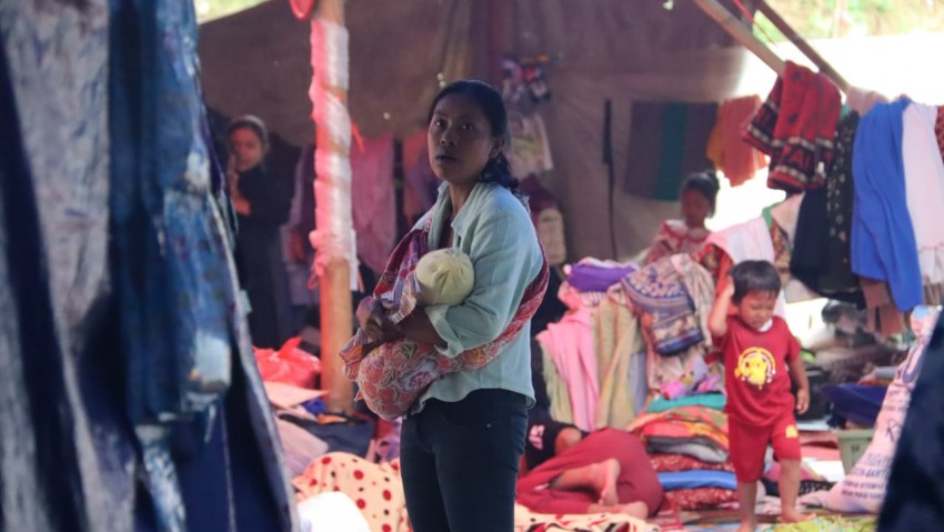 Hidup Prihatin, Penyintas Gempa Cianjur Bertahan dengan Kondisi Seadanya