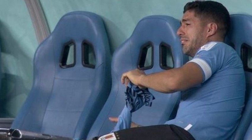 Uruguay Menang tapi Tersingkir, Luis Suarez Menangis Sesegukan