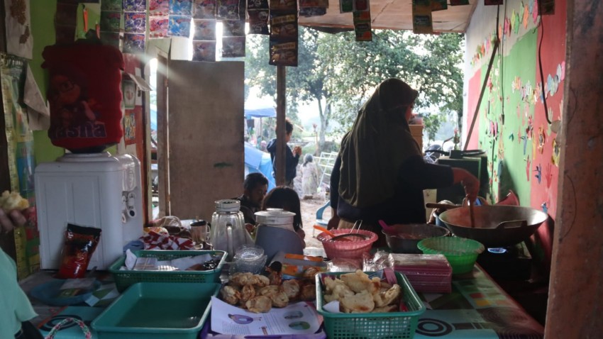 Bangkit dari Duka, Penyintas Gempa Cianjur Berupaya Mandiri Meraup Rupiah