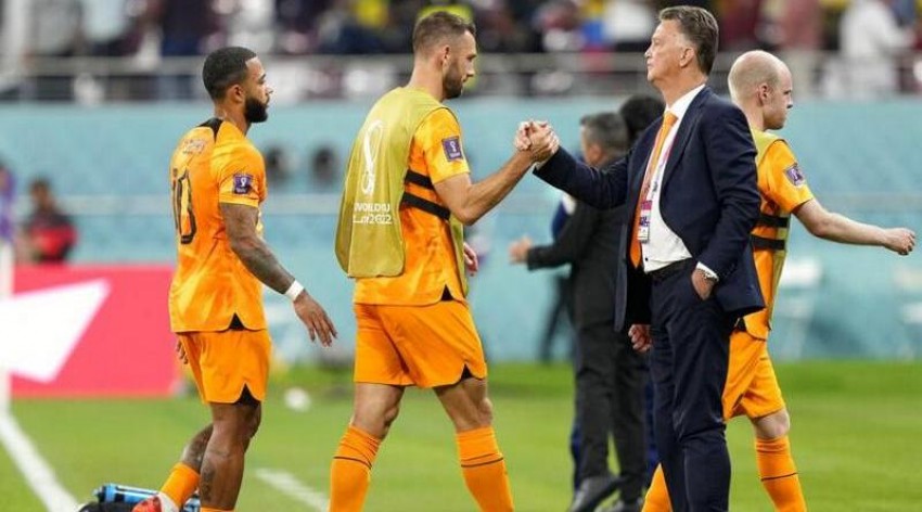 Performa Belanda Tuai Kritikan, LVG: Cerita Lama