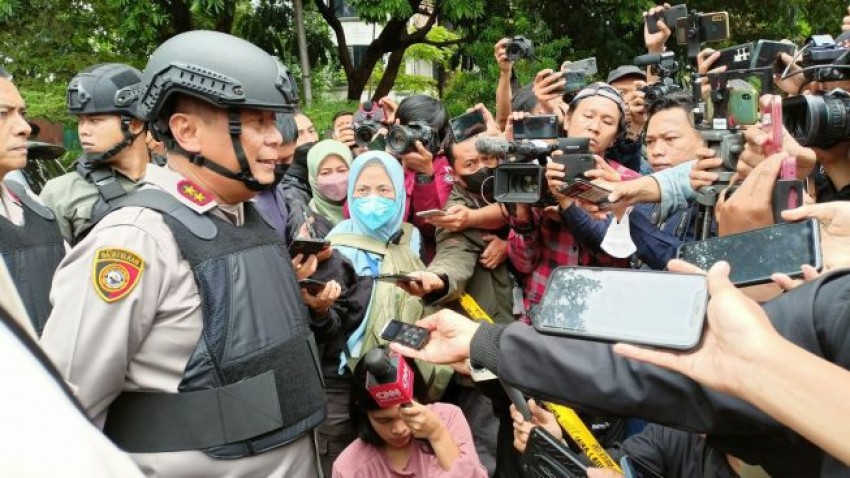 Bom Bunuh Diri Polsek Astana Anyar, Satu Anggota Polisi Tewas