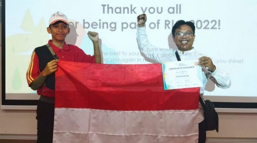 Siswa MTs N 1 Pati Raih Juara 2 Kontes Robot di Singapura