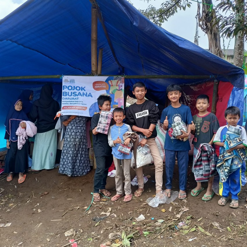 Penyintas Gempa Cianjur Padati Pojok Busana Laznas Dewan Dawah
