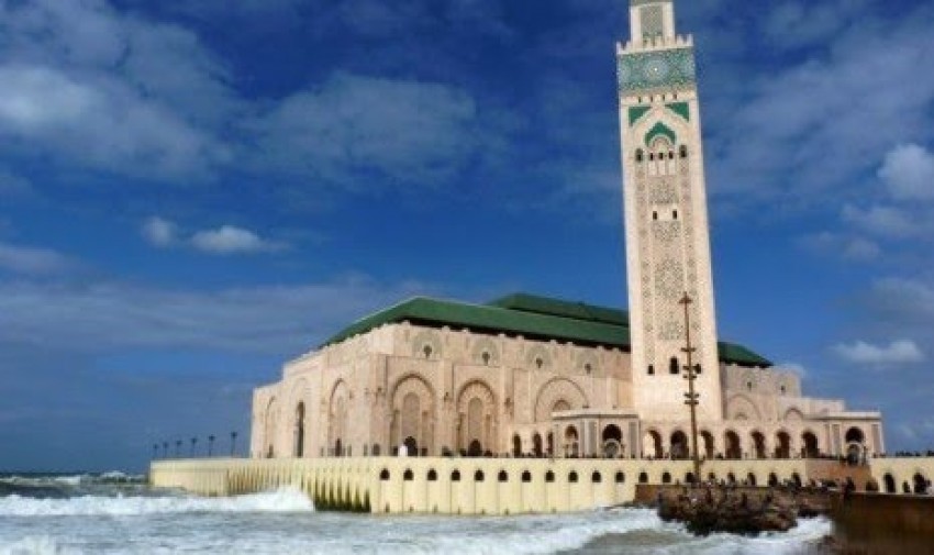 Mengunjungi Masjid Hassan II di Maroko, Terbesar Kedua di Dunia