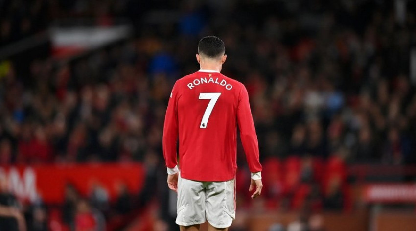 Cadangkan Ronaldo, Fernando Santos 'Disemprot' Luis Figo
