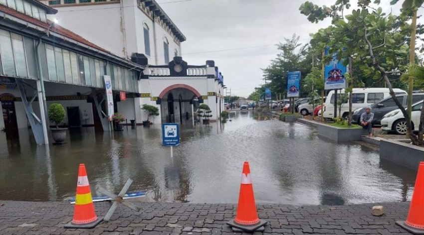 Operasional Daop IV Semarang Belum Normal, KAI Minta Maaf Jadwal Terlambat