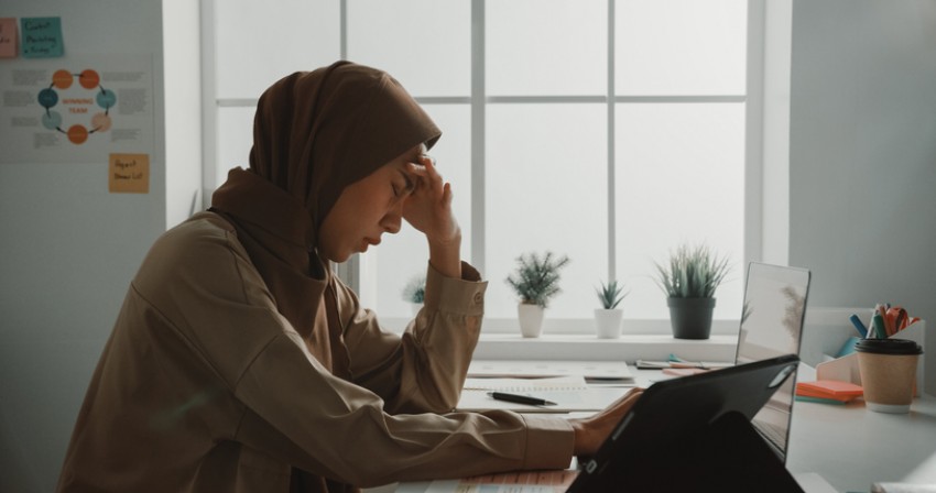 Tips Atasi Stres Menurut Perspektif Islam dan Psikologi