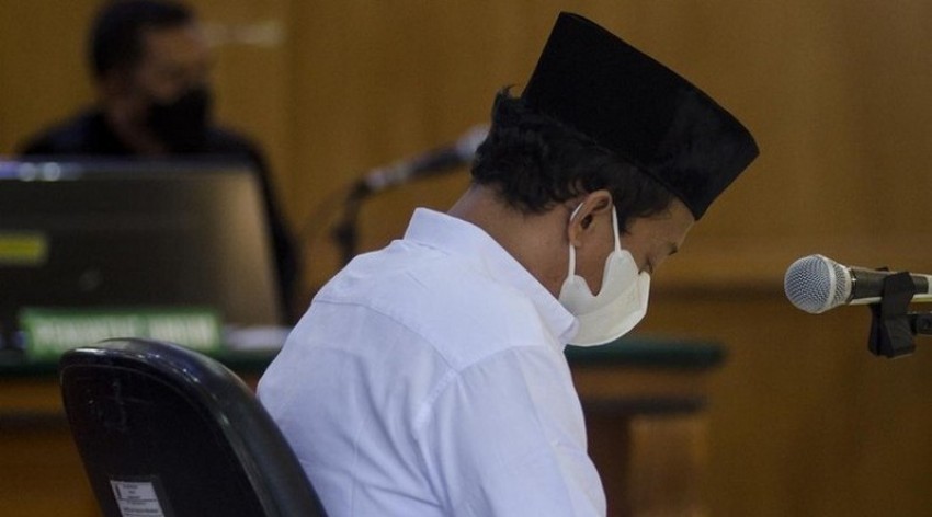 Kasasi Ditolak, Herry Wirawan Pemerkosa 13 Santriwati Dihukum Mati
