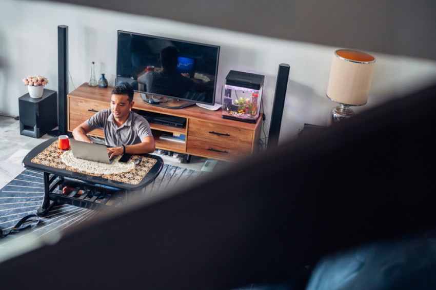 Disebut Bisa Kurangi Kemacetan, Ini Manfaat dan Kekurangan WFH