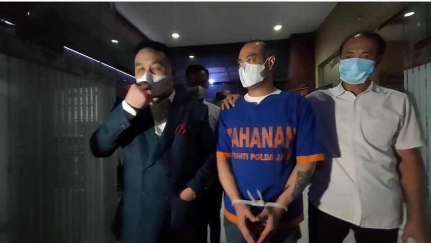 Resmi Ditahan, Ferry Irawan Tulis Permohonan Maaf ke Venna Melinda