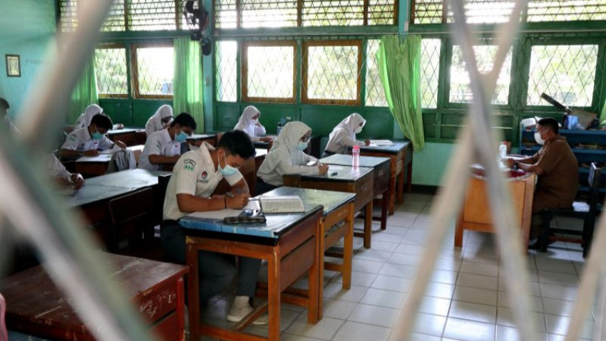 Wagub Uu Ruzhanul Dorong Pelajar Berwawasan Politik