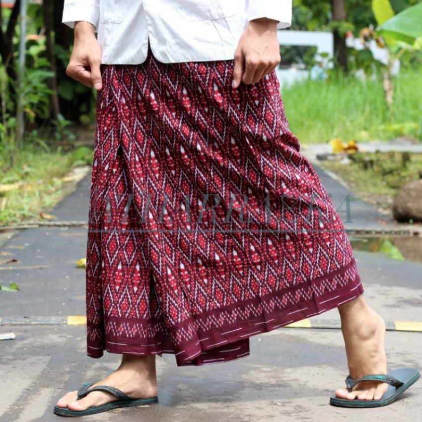 Ciri Warga NU Modern: Sarungan, Sandal Jepit, Bawa Laptop