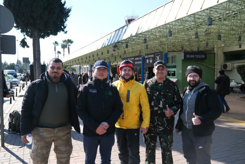 Menlu Retno Perintahkan Dubes RI di Turki Berkantor di Wilayah Gempa