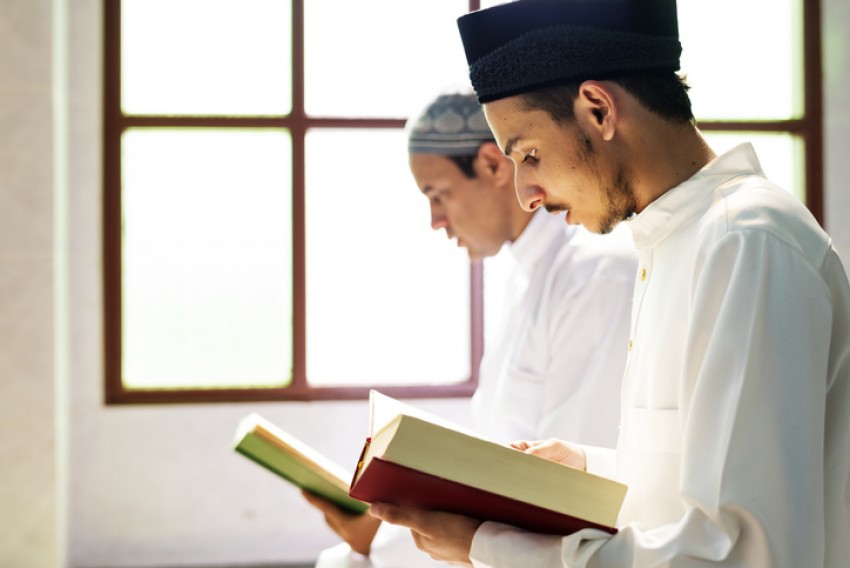 5 Amalan Bulan Sya'ban Sebagaimana Dilakukan Rasulullah dan Sahabat