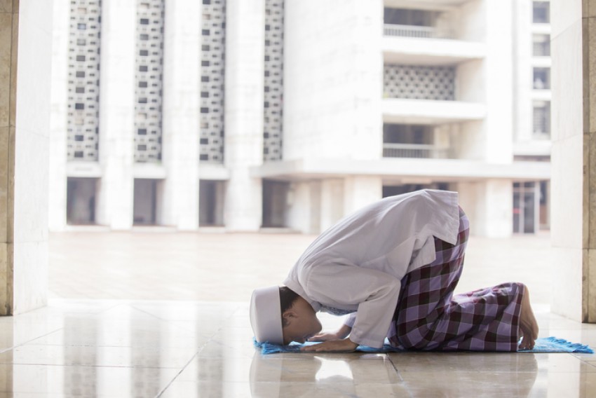Beribadah agar Jiwa Tenang, Cara Self Healing Umat Islam