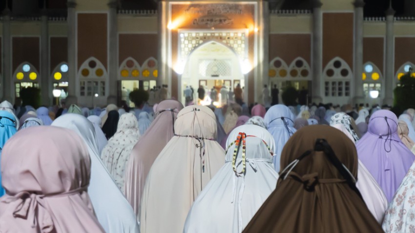 Kandungan Surat Al Ikhlas yang Dibaca saat Tarawih