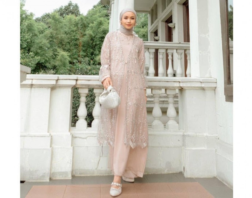 Inspirasi Busana Muslimah Agar Tampil Stylish dan Syari saat Lebaran