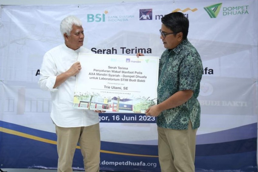 Melalui Dana Wakaf, AXA Mandiri Bangun Laboratorium Kampus