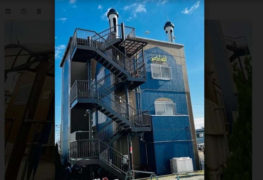 Masjid Ebina Jepang, Dilengkapi Sekolah Islam Modern