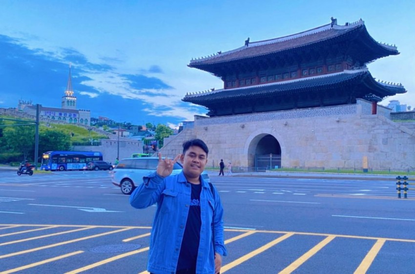 Masya Allah! Marbot Masjid Raih Beasiswa Kuliah Teknologi di Amerika Serikat