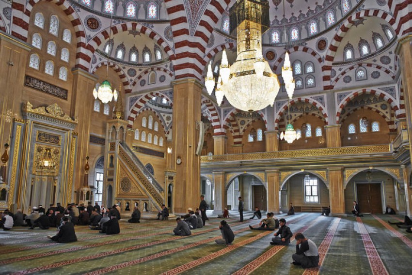 Rusia Luncurkan Skema Percontohan Perbankan Syariah