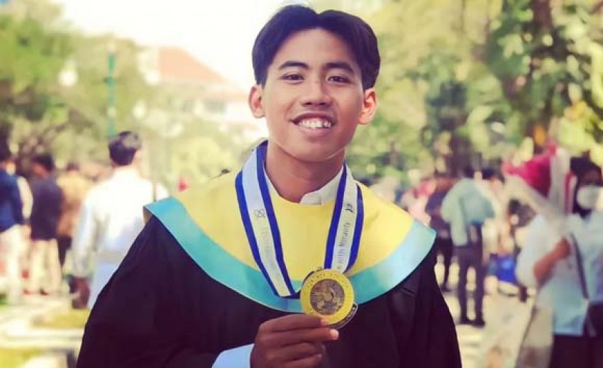 Wahyu Cahyono, Mahasiswa Psikologi Unair Lulus Tanpa Skripsi